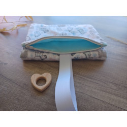 Une pochette à langer tout-en-un astucieuse