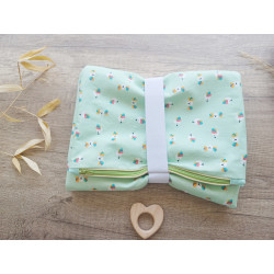 Une pochette à langer tout-en-un astucieuse